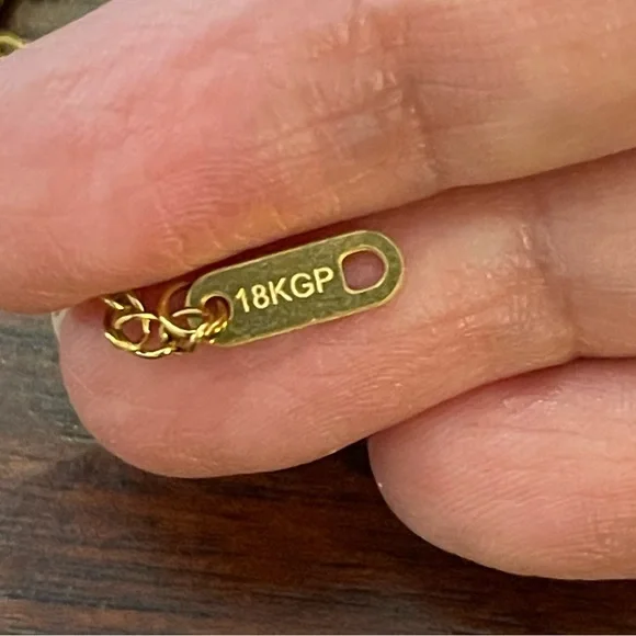 High quality 18K gold plated clover leaf bracelet - Picture 5 of 7